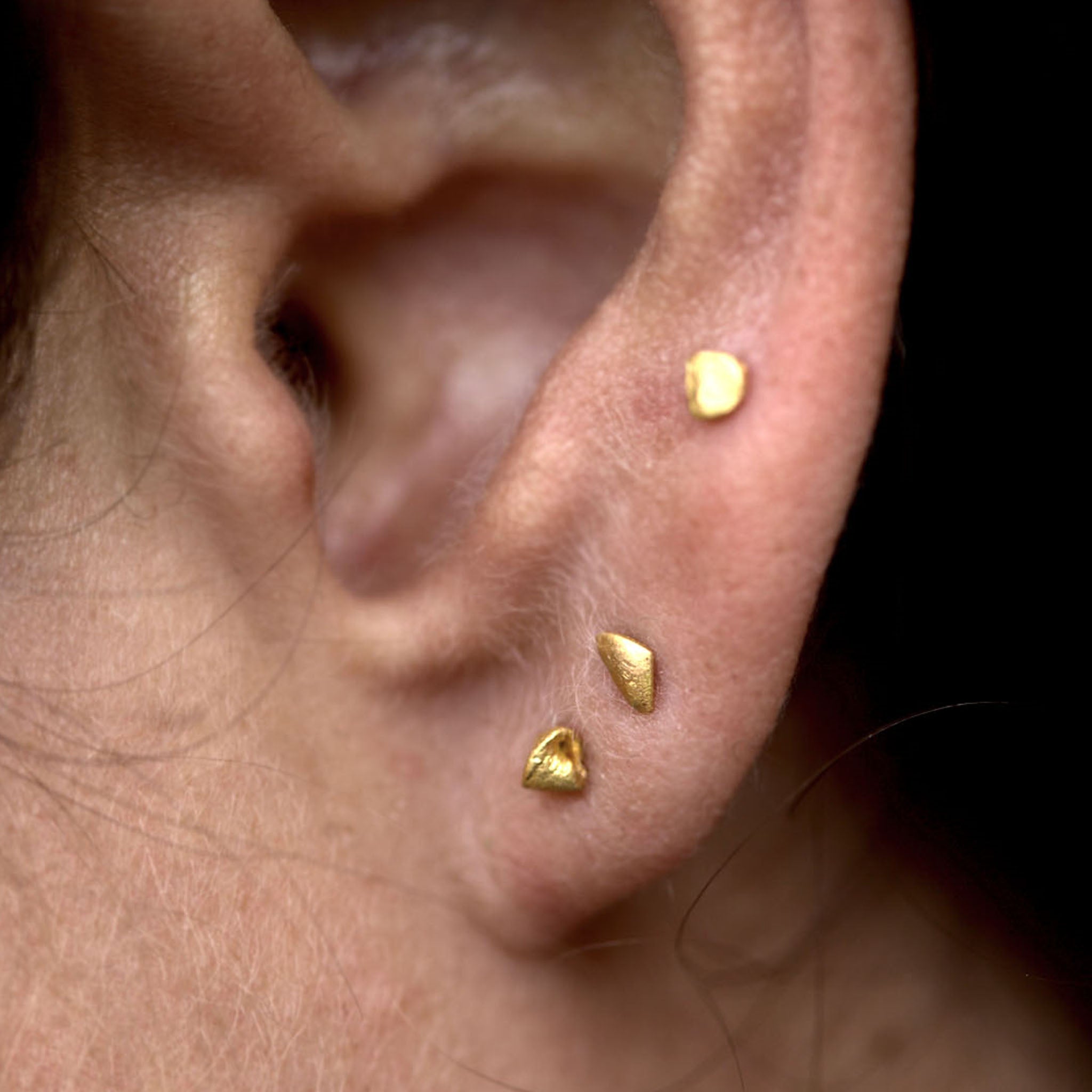 Pair of 22ct Gold Delicate Twist Ear Studs